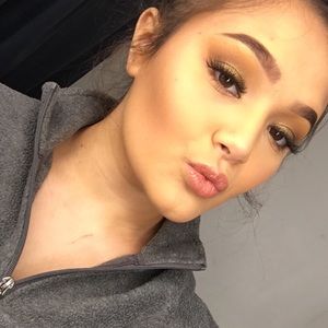 Meet your Posher, Leilani